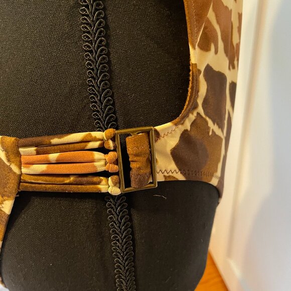 Vintage Sexy Side Cutout Swimsuit - Picture 5 of 9